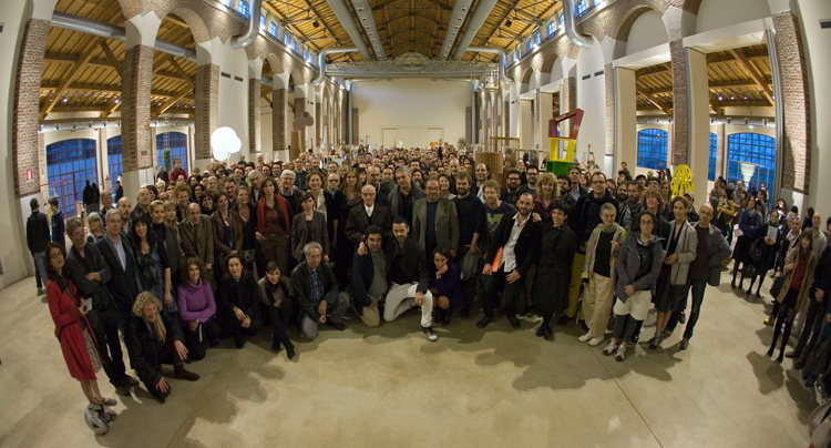 foto gruppo 202 espositori milanosiautoproduce 2012